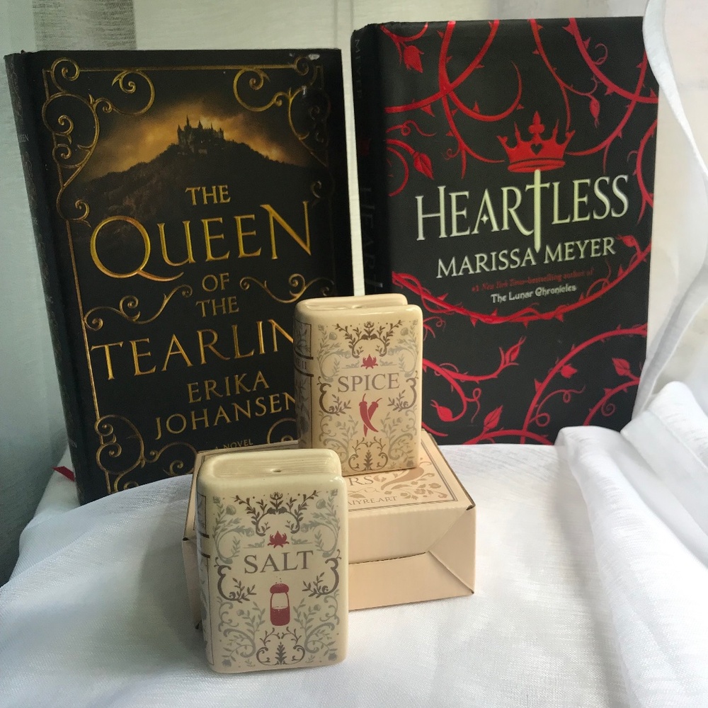 The Queen of the Tearling | Heartless | Fairyloot: Salt & Spice Shakers